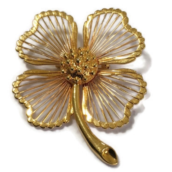 Jewelry - 💲3/15.    Four leaf Clover Brooch